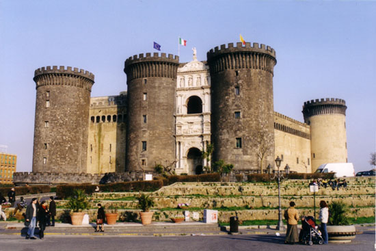 new castle of naples