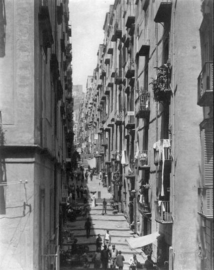 escalier de chiaia naples