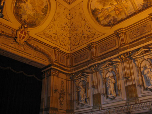 kings palace of naples