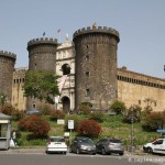 Castel nuovo di Napoli, esterno