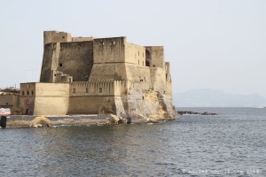 castel dell ovo di napoli