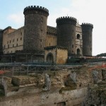 Chateau neuf ou angevin, Naples