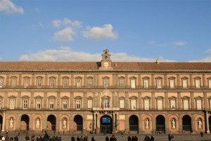 naples facade palais royal
