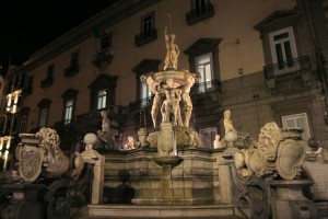 napoli fontana del nettuno