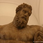 Ercole in riposo (c. 200 dc), museo archeologico di napoli