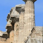 Temple de Neptune, cella, Poseidonia